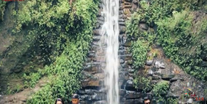 Himchari waterfall