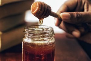 Avoid giving honey to a baby